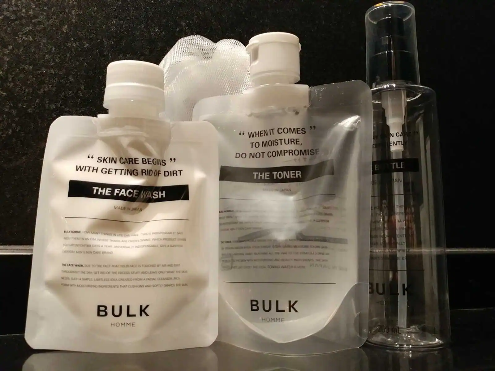 男の肌トラブルの原因は乾燥？BULK HOMME(バルクオム)洗顔で水分を守るスキンケア