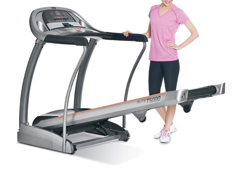 Elite-T5000人付き画像